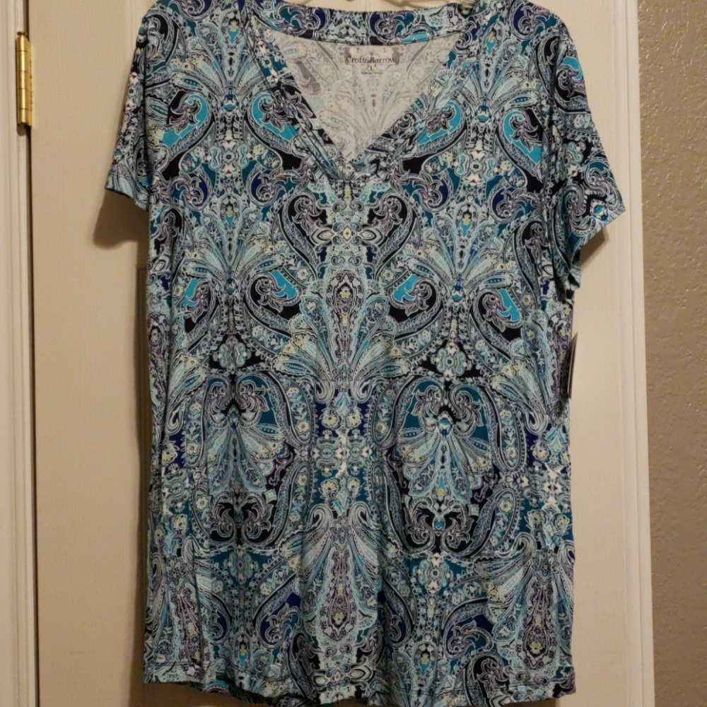 Croft and Barrow short sleeve shirt